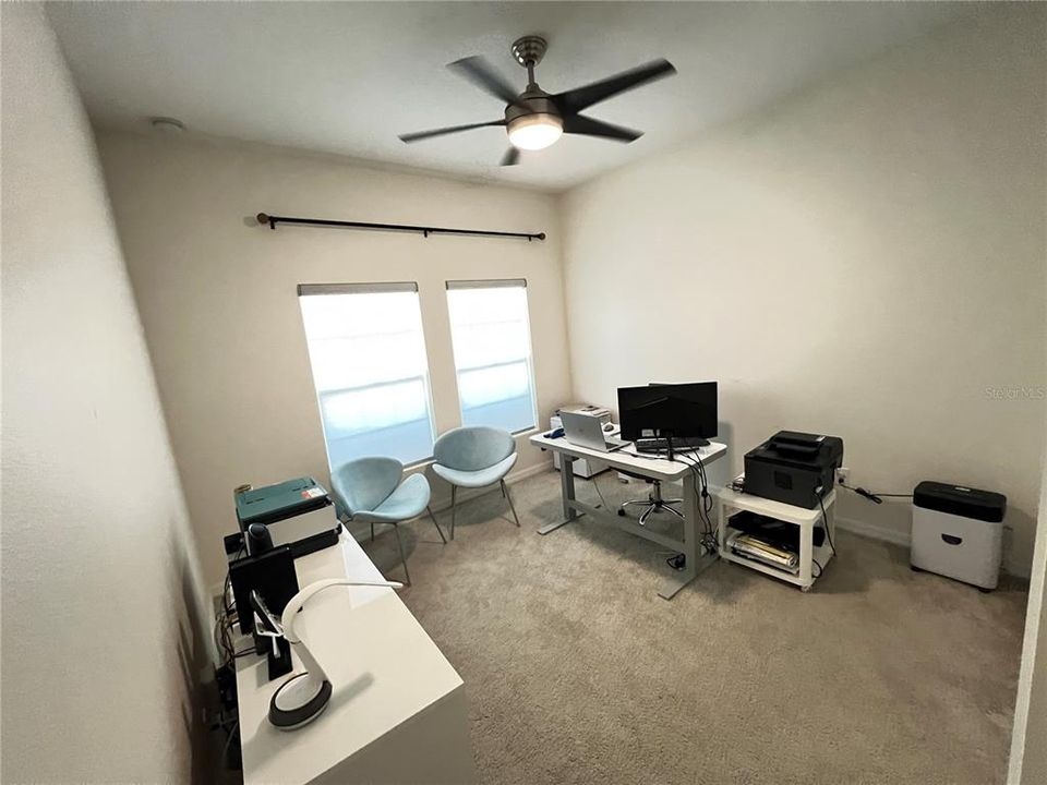 待售: $440,000 (4 贝兹, 2 浴室, 1859 平方英尺)