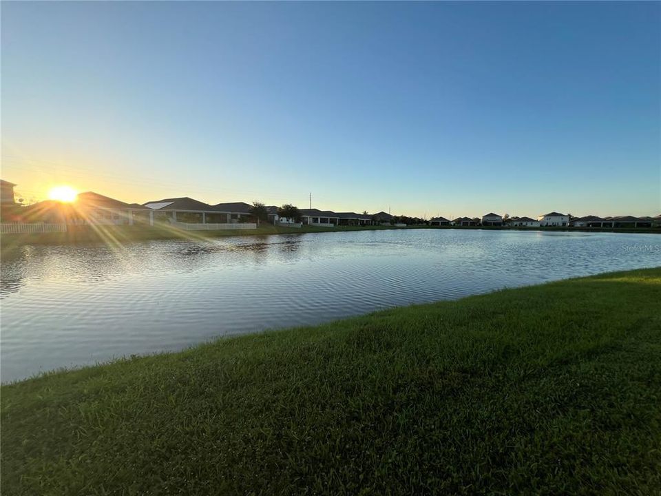 待售: $440,000 (4 贝兹, 2 浴室, 1859 平方英尺)