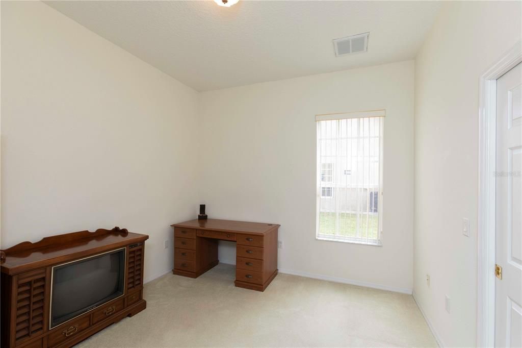 En Venta: $445,000 (4 camas, 3 baños, 2370 Pies cuadrados)