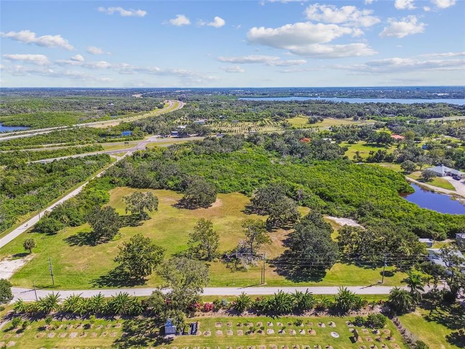 En Venta: $750,000 (9.55 acres)