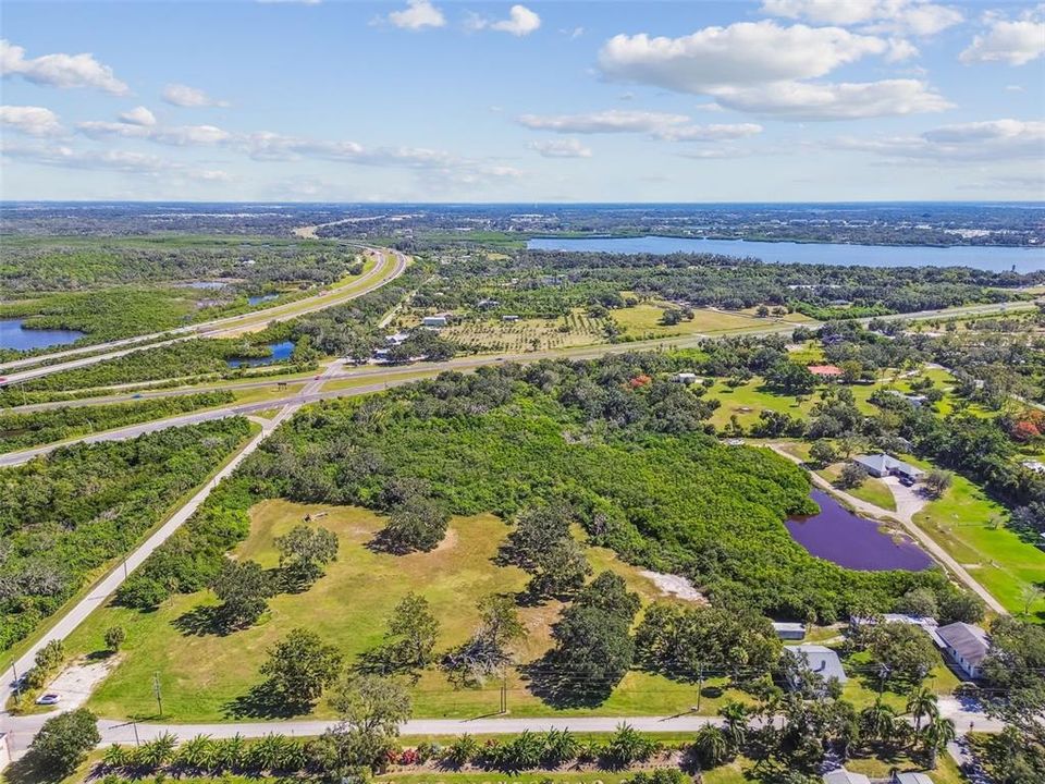 En Venta: $750,000 (9.55 acres)