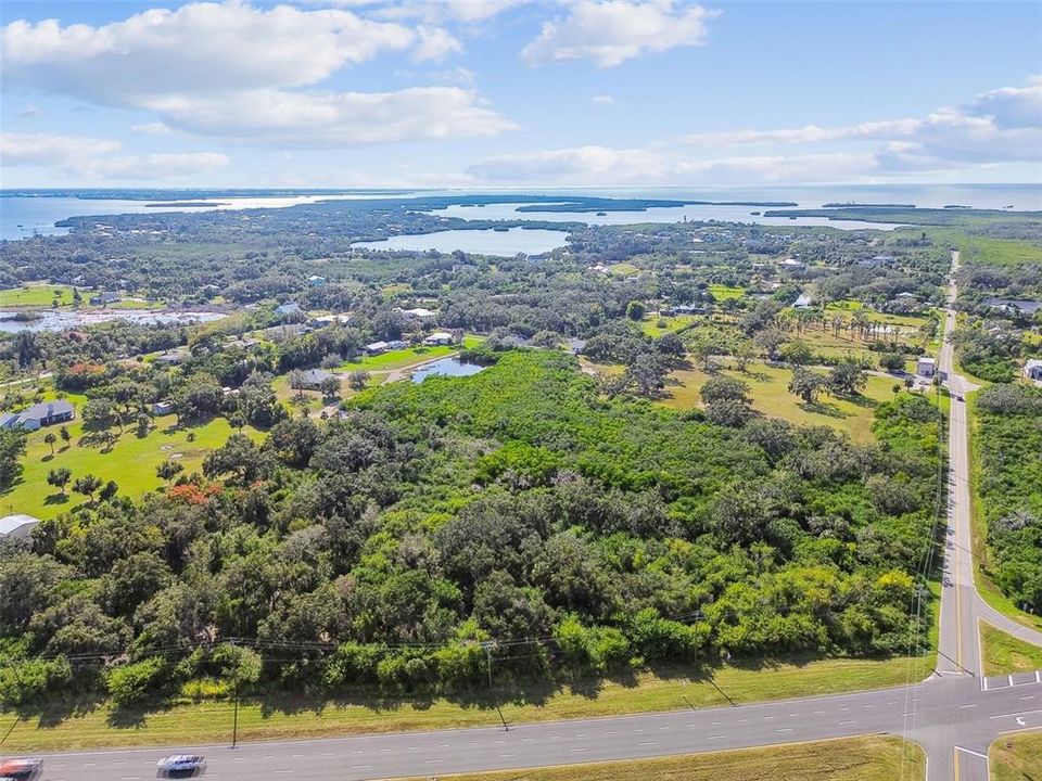 En Venta: $750,000 (9.55 acres)