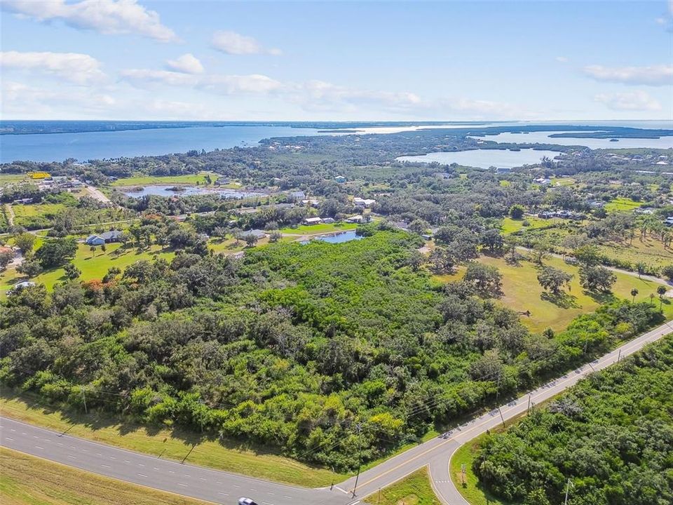 En Venta: $750,000 (9.55 acres)