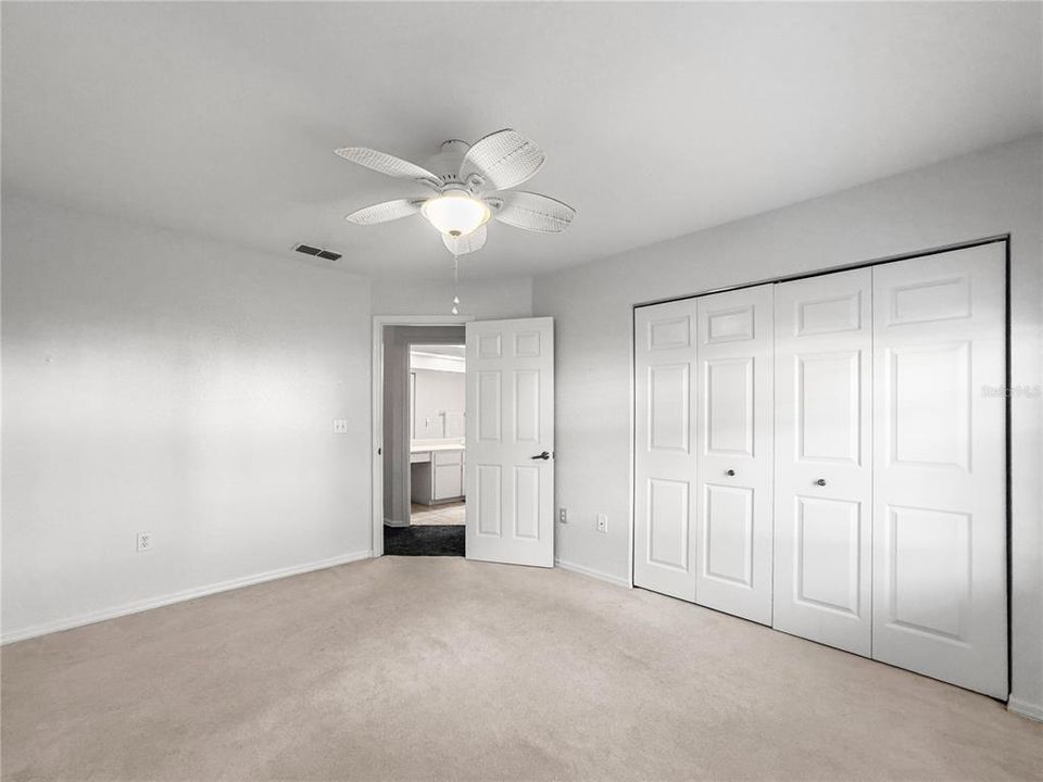 For Sale: $239,900 (3 beds, 2 baths, 1842 Square Feet)