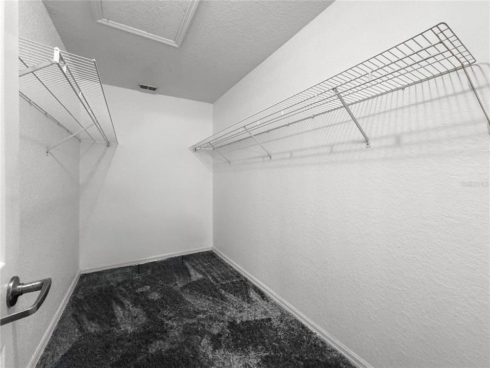 For Sale: $239,900 (3 beds, 2 baths, 1842 Square Feet)