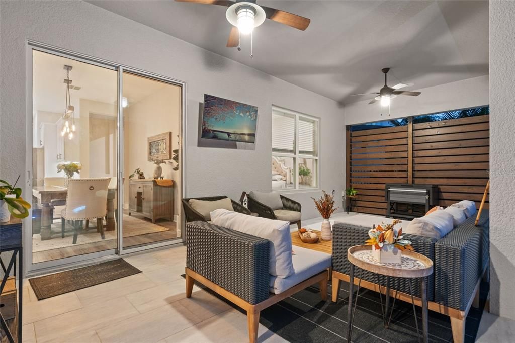 En Venta: $1,065,000 (4 camas, 3 baños, 3050 Pies cuadrados)