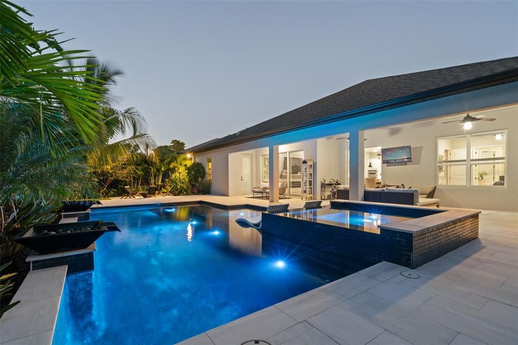 En Venta: $1,065,000 (4 camas, 3 baños, 3050 Pies cuadrados)