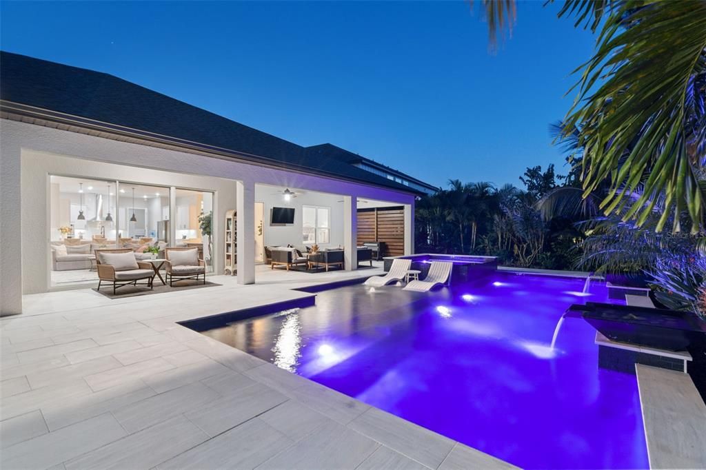 En Venta: $1,065,000 (4 camas, 3 baños, 3050 Pies cuadrados)