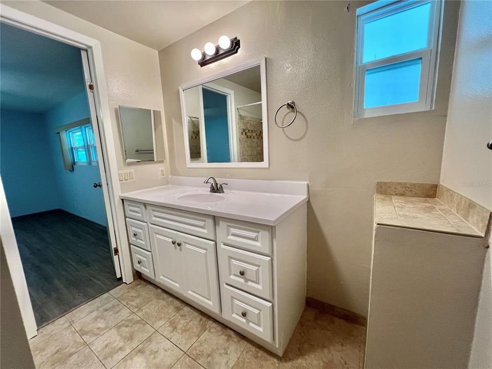 待售: $139,000 (2 贝兹, 2 浴室, 1342 平方英尺)