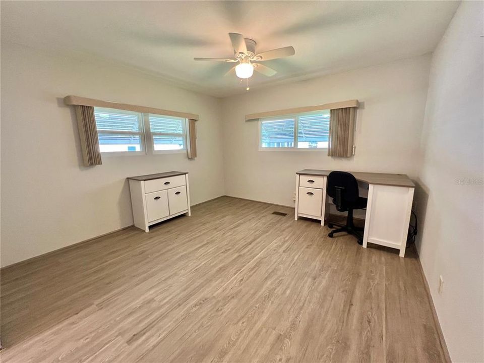 待售: $139,000 (2 贝兹, 2 浴室, 1342 平方英尺)