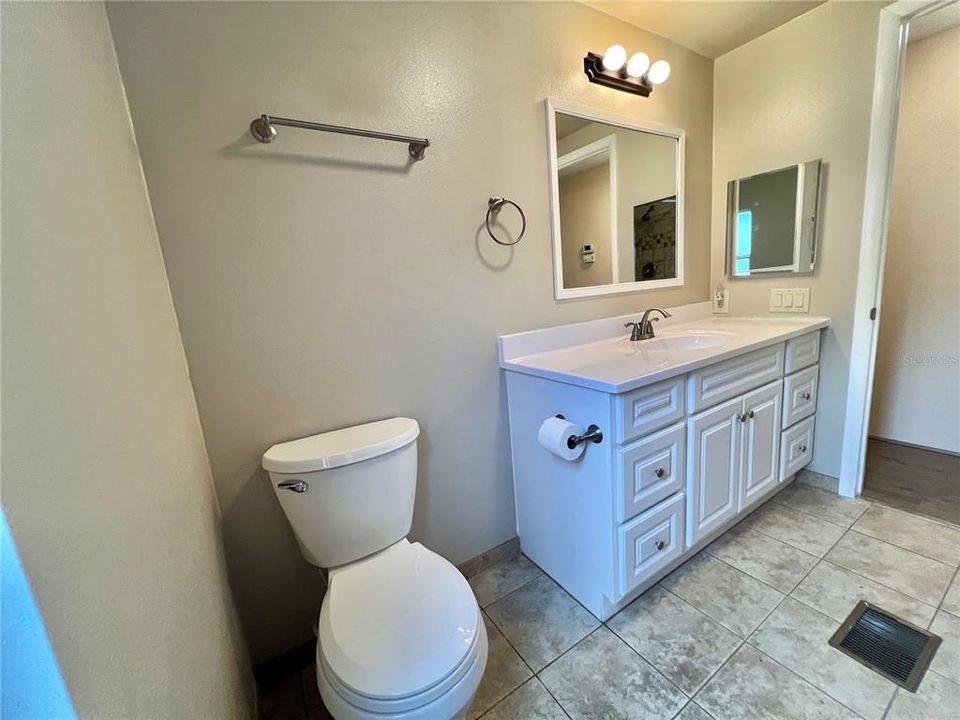 待售: $139,000 (2 贝兹, 2 浴室, 1342 平方英尺)