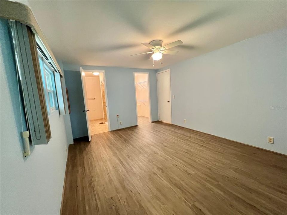 待售: $139,000 (2 贝兹, 2 浴室, 1342 平方英尺)