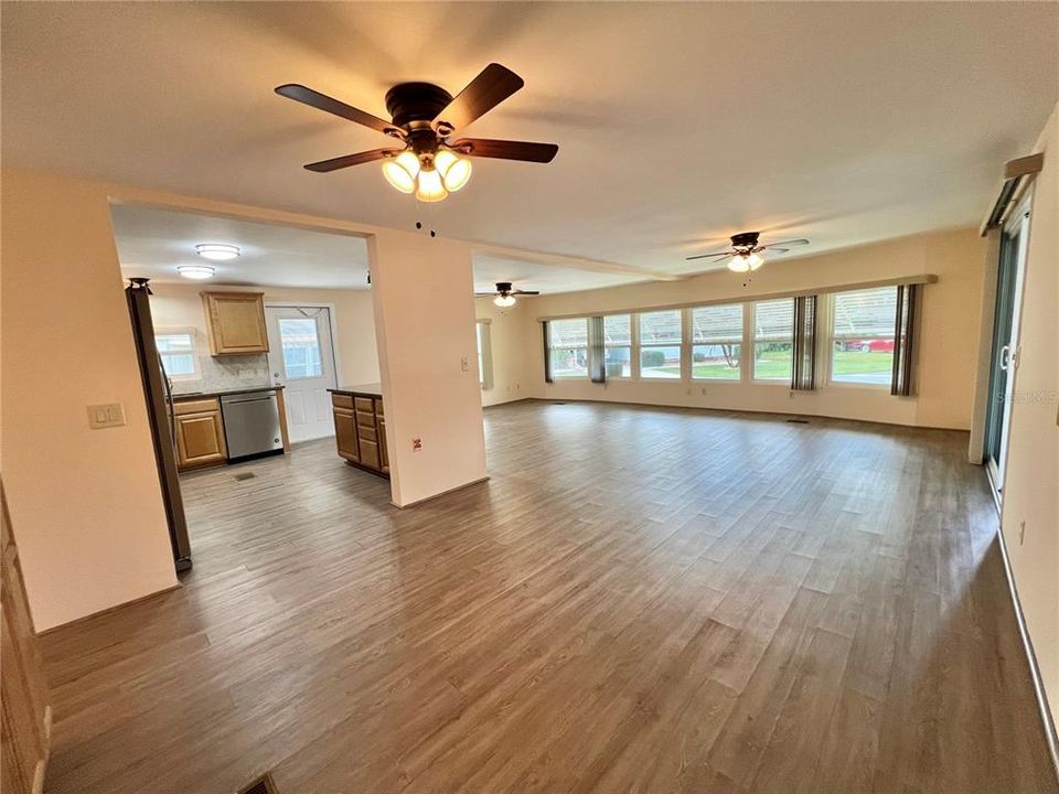 待售: $139,000 (2 贝兹, 2 浴室, 1342 平方英尺)