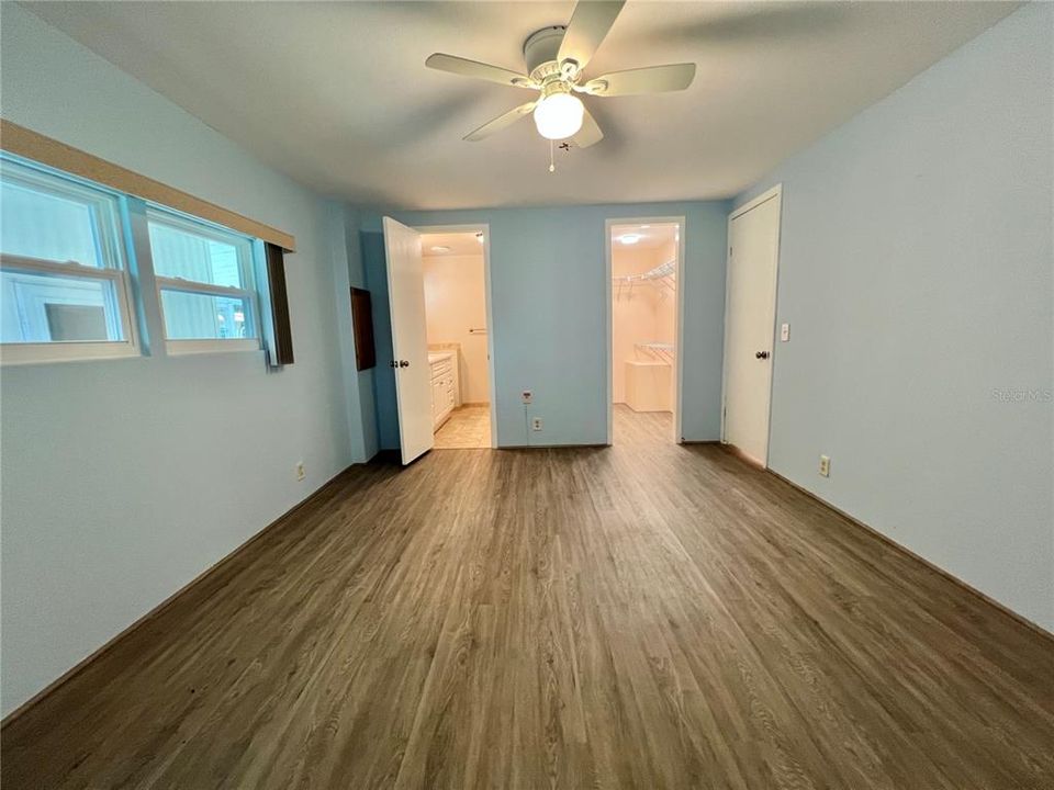 待售: $139,000 (2 贝兹, 2 浴室, 1342 平方英尺)