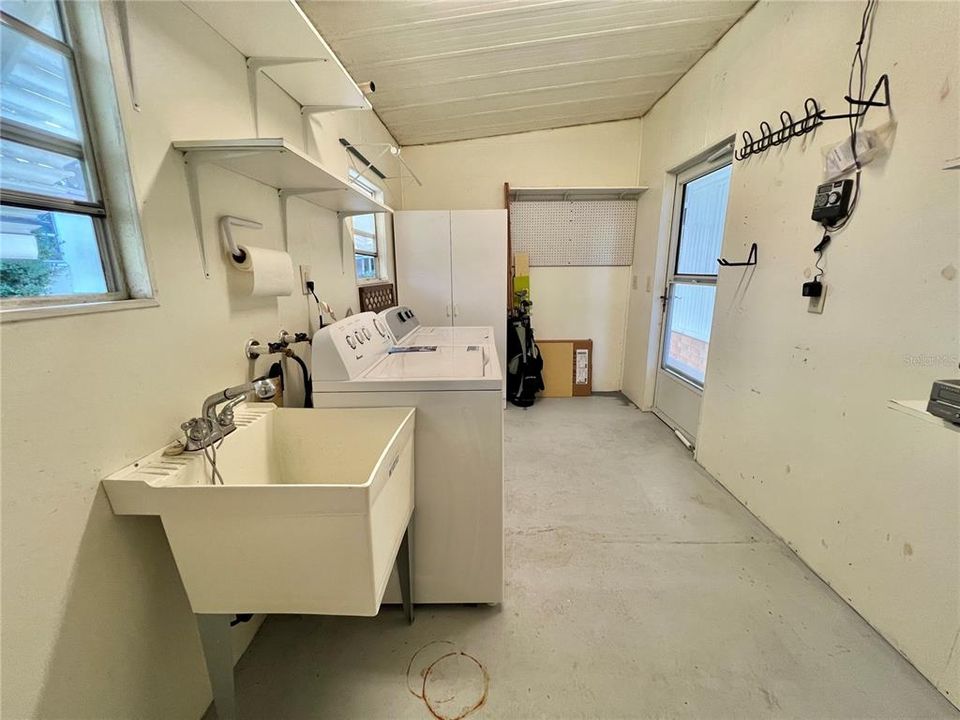 待售: $139,000 (2 贝兹, 2 浴室, 1342 平方英尺)