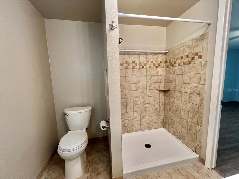 待售: $139,000 (2 贝兹, 2 浴室, 1342 平方英尺)