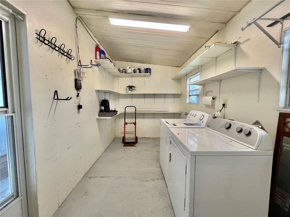 待售: $139,000 (2 贝兹, 2 浴室, 1342 平方英尺)