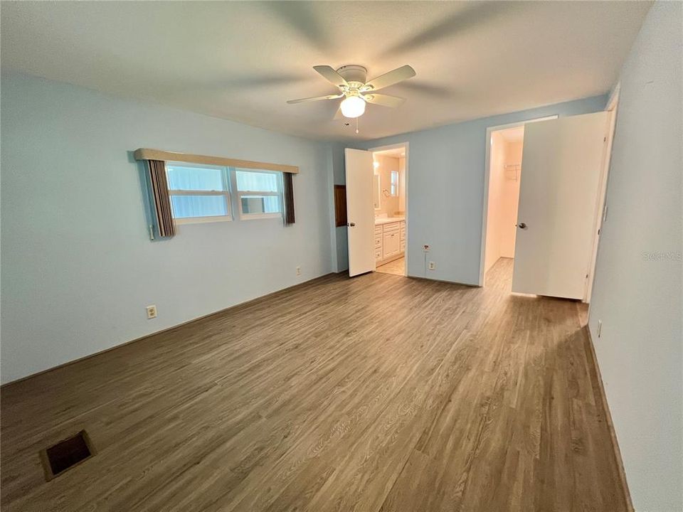 待售: $139,000 (2 贝兹, 2 浴室, 1342 平方英尺)