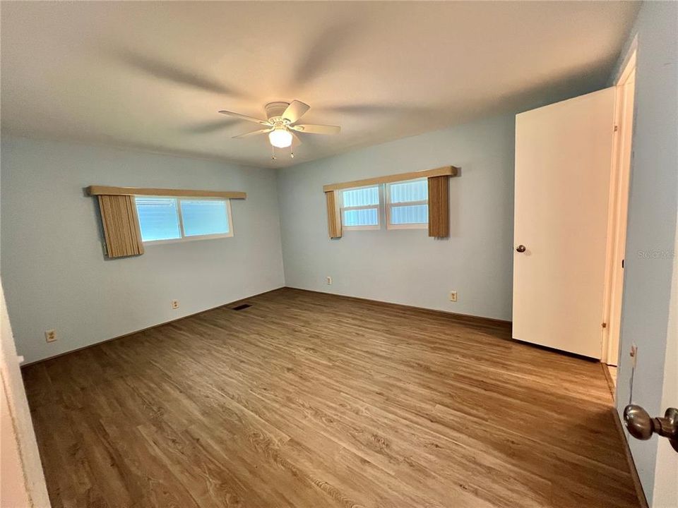 待售: $139,000 (2 贝兹, 2 浴室, 1342 平方英尺)