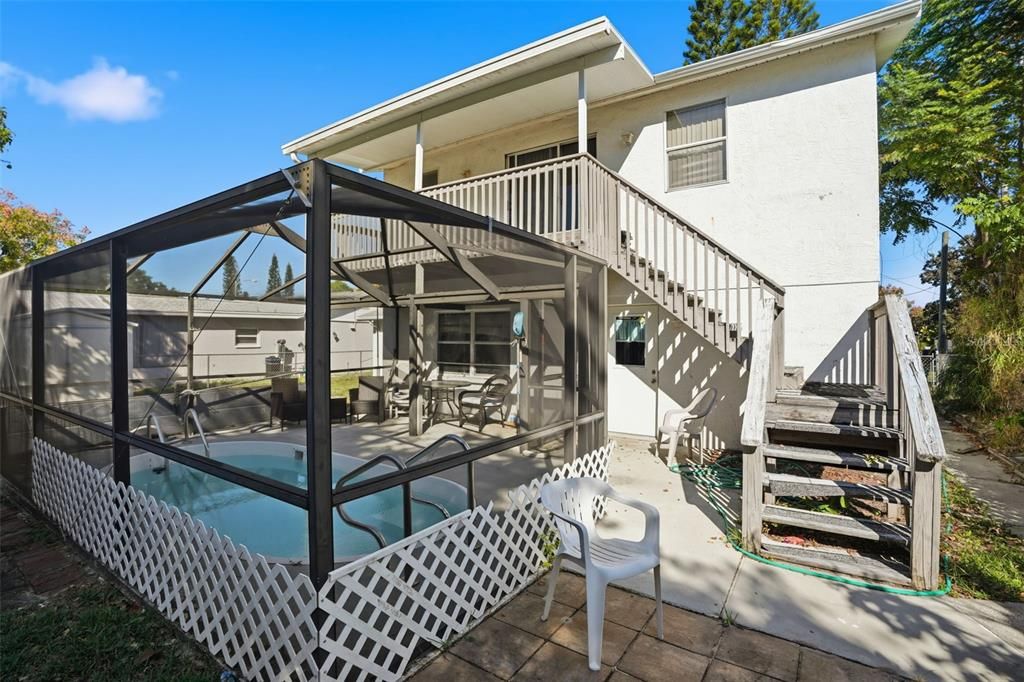 Под контрактом: $199,000 (3 спален, 2 ванн, 1496 Квадратных фут)