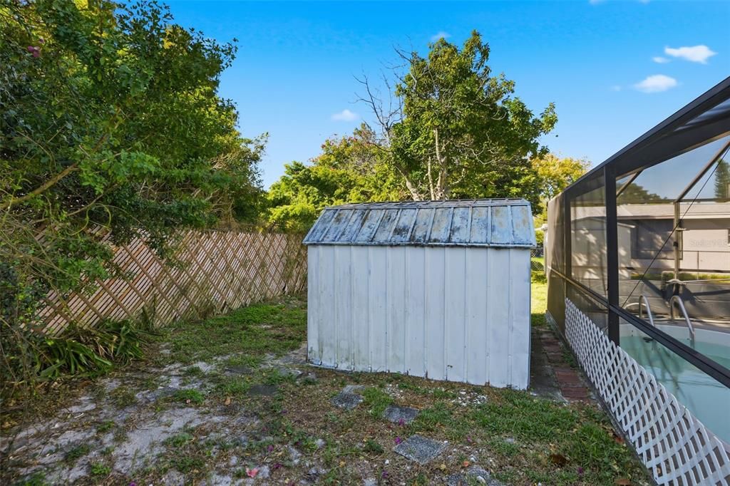 Под контрактом: $199,000 (3 спален, 2 ванн, 1496 Квадратных фут)