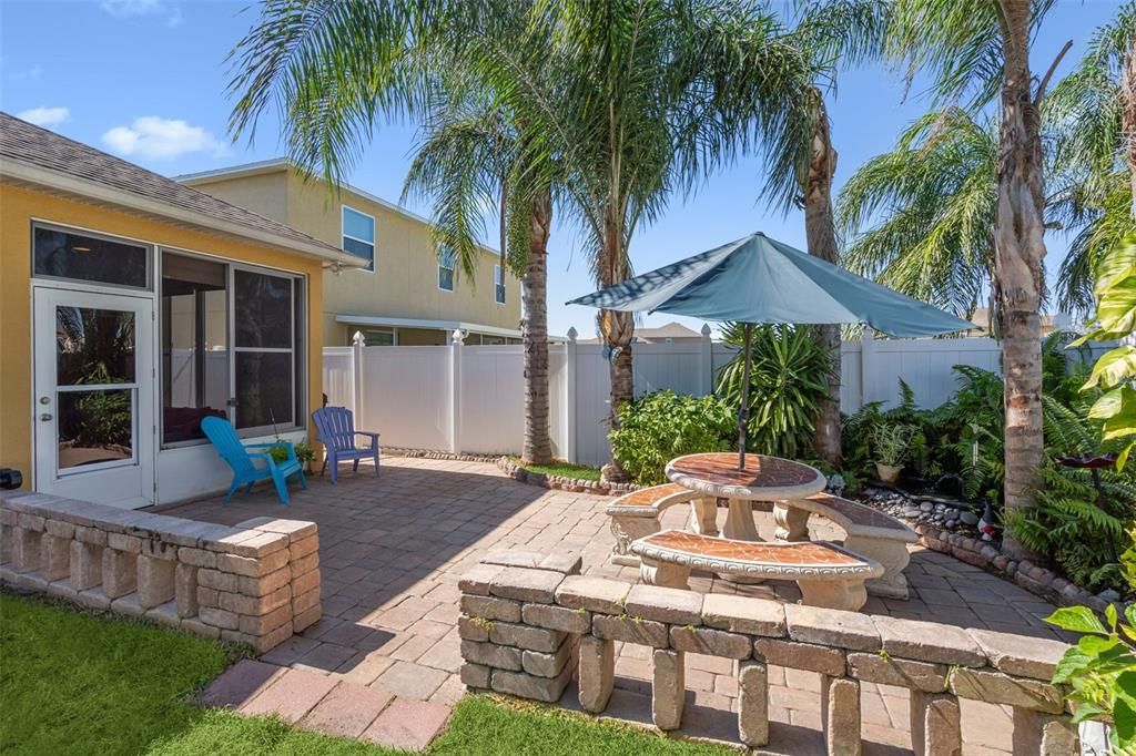 For Sale: $339,999 (3 beds, 2 baths, 1761 Square Feet)