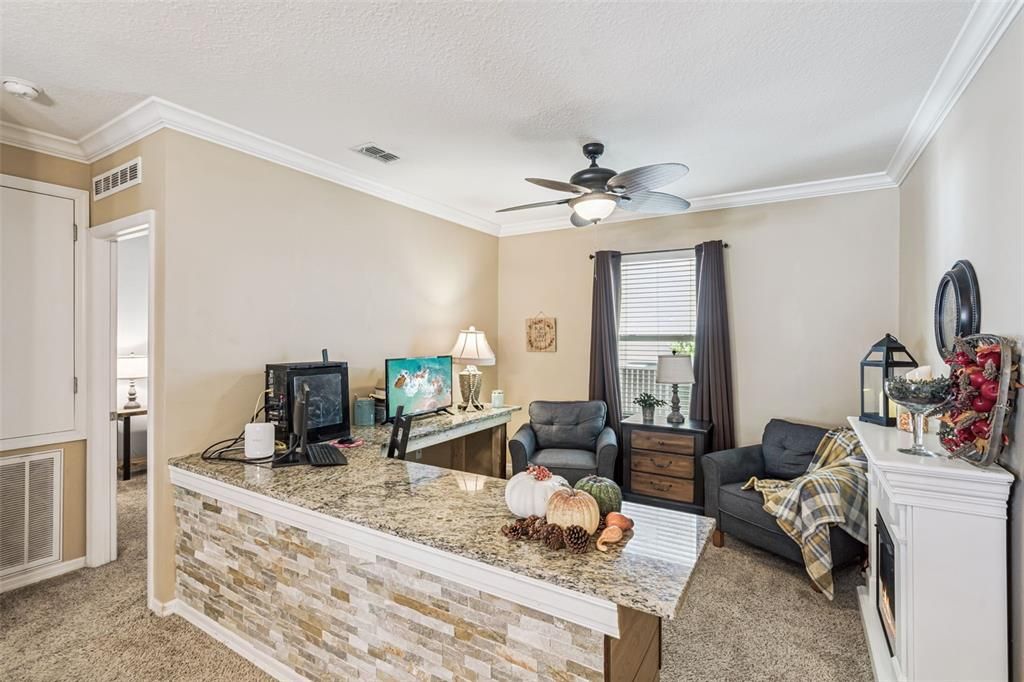 For Sale: $339,999 (3 beds, 2 baths, 1761 Square Feet)