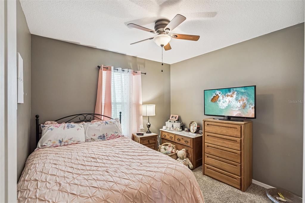 For Sale: $339,999 (3 beds, 2 baths, 1761 Square Feet)