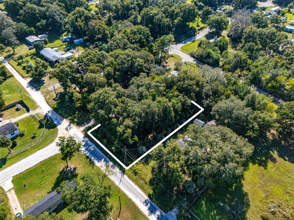 En Venta: $22,500 (0.39 acres)