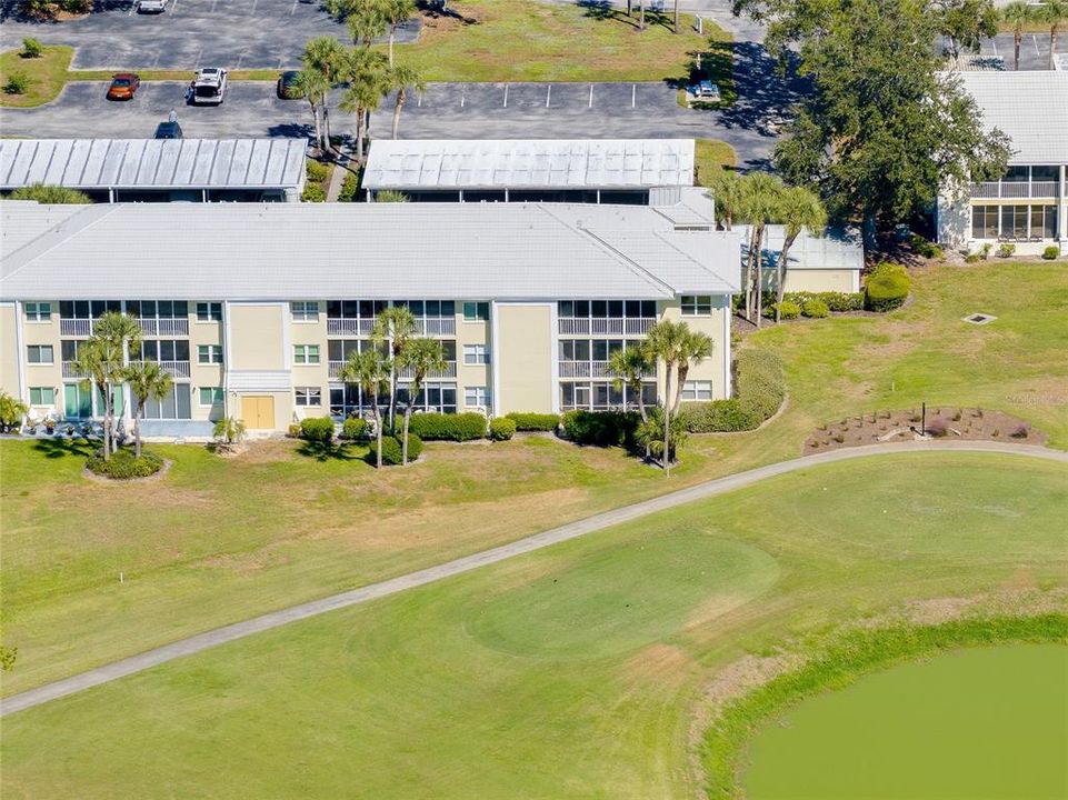 合同活跃: $299,000 (3 贝兹, 2 浴室, 1357 平方英尺)