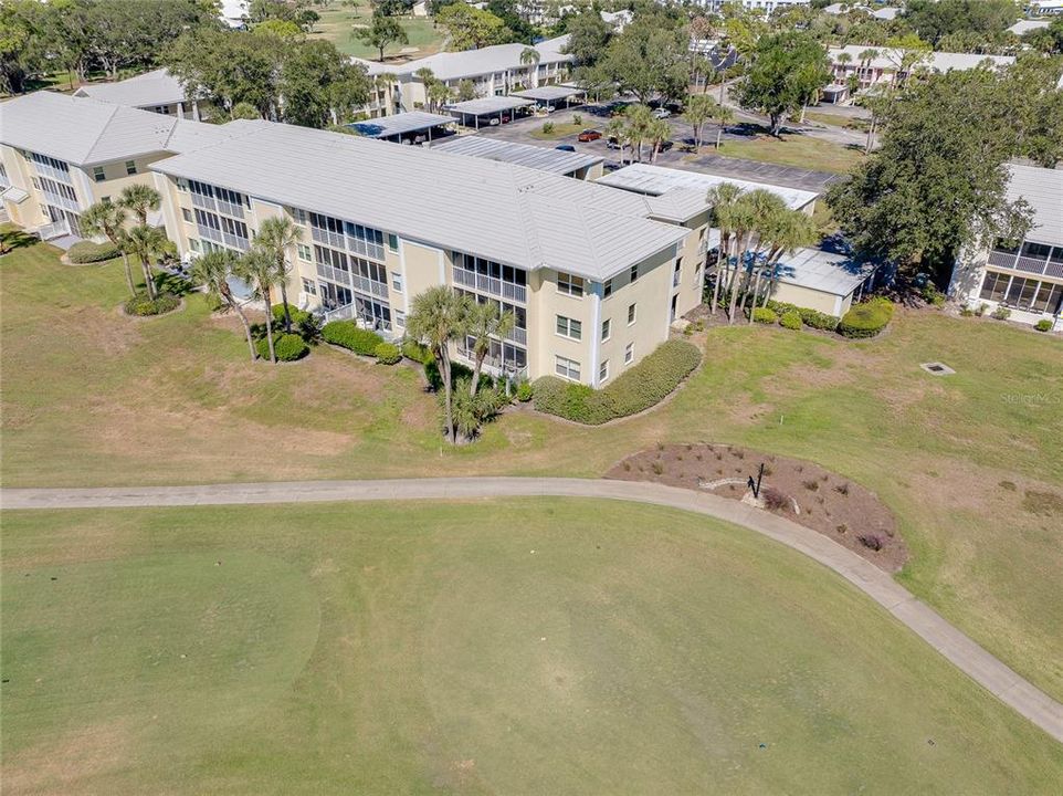 合同活跃: $299,000 (3 贝兹, 2 浴室, 1357 平方英尺)