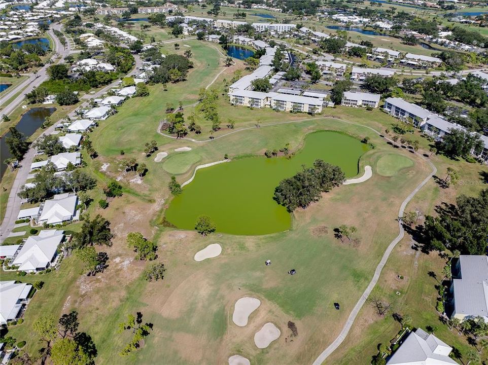 合同活跃: $299,000 (3 贝兹, 2 浴室, 1357 平方英尺)