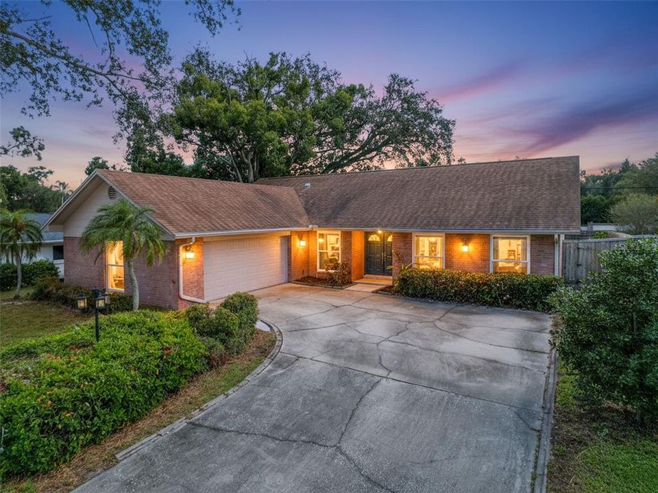 Recently Sold: $494,000 (3 beds, 2 baths, 2064 Square Feet)