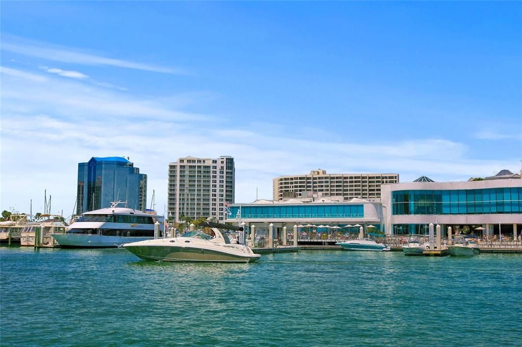 For Sale: $1,975,000 (2 beds, 2 baths, 1770 Square Feet)