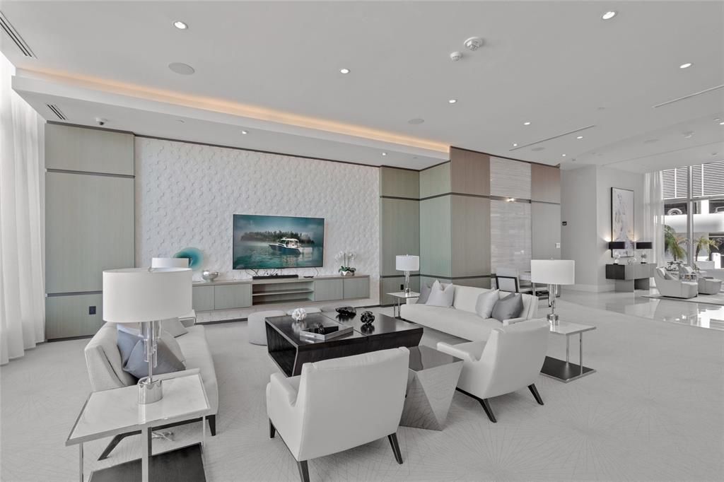 For Sale: $1,975,000 (2 beds, 2 baths, 1770 Square Feet)