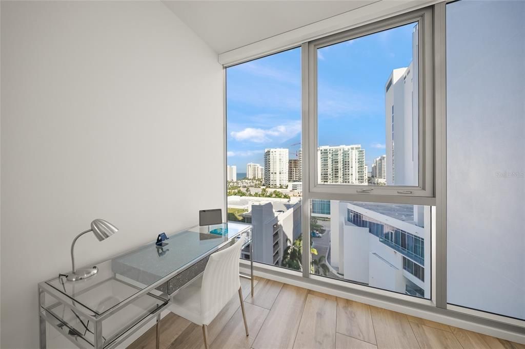 For Sale: $1,975,000 (2 beds, 2 baths, 1770 Square Feet)