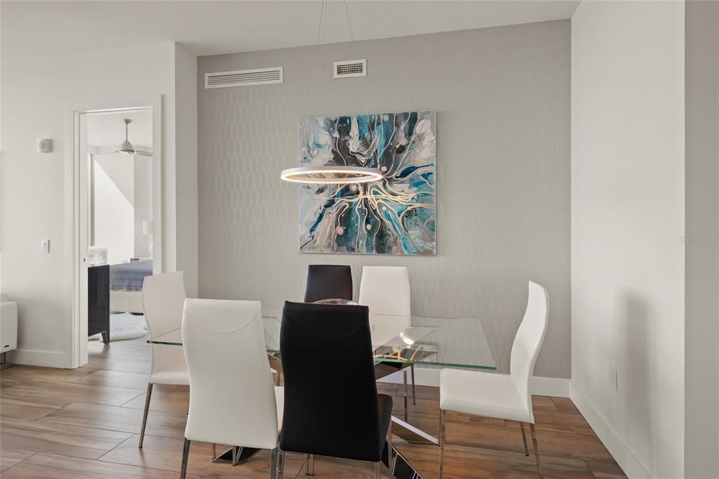 For Sale: $1,975,000 (2 beds, 2 baths, 1770 Square Feet)