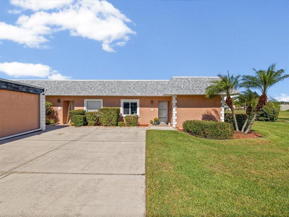 For Sale: $249,900 (2 beds, 2 baths, 1288 Square Feet)