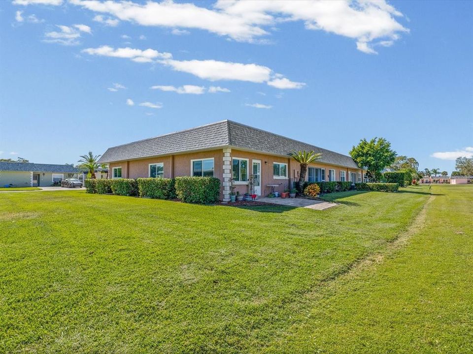 For Sale: $249,900 (2 beds, 2 baths, 1288 Square Feet)