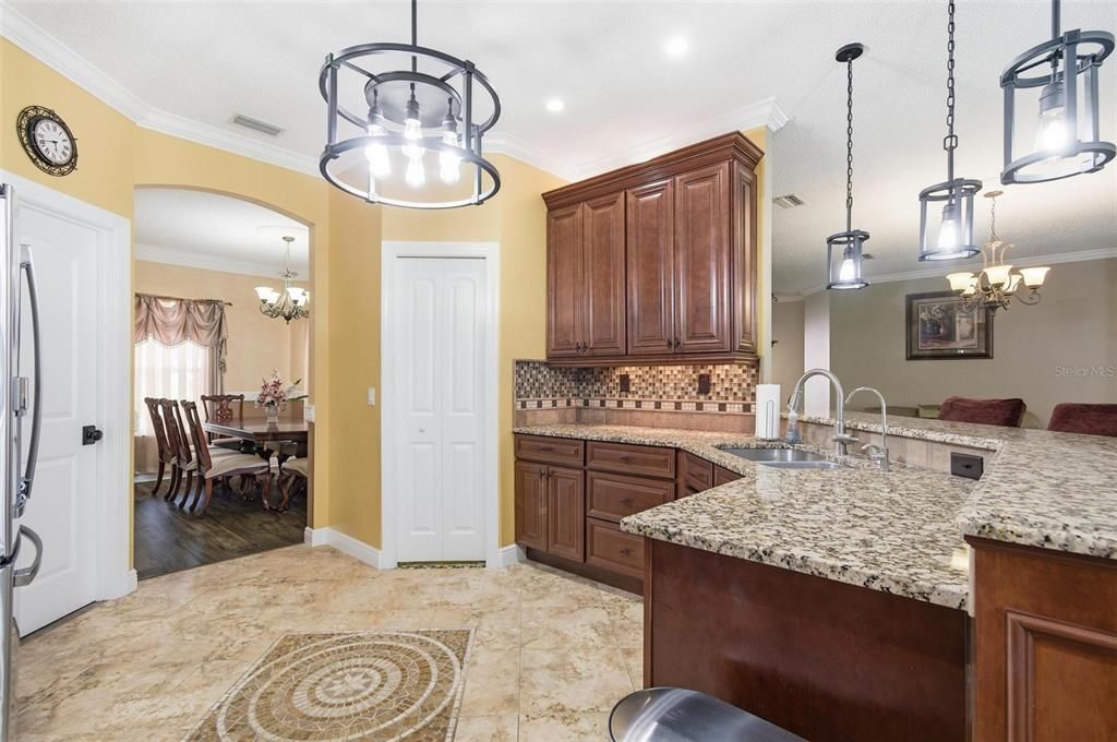 For Sale: $419,999 (4 beds, 2 baths, 2237 Square Feet)