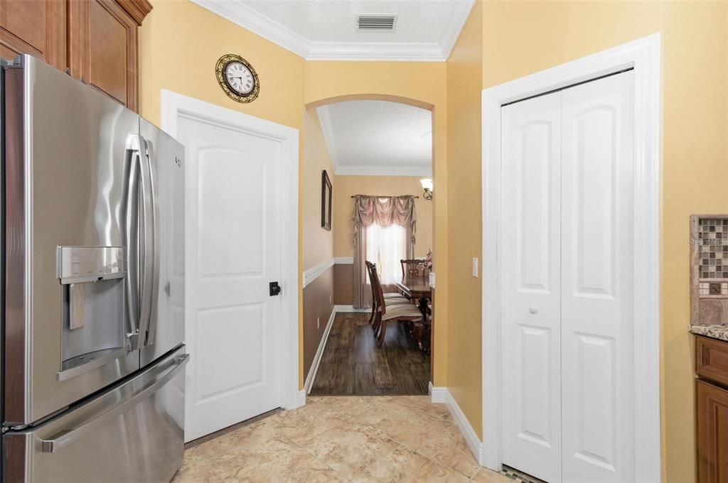 For Sale: $419,999 (4 beds, 2 baths, 2237 Square Feet)