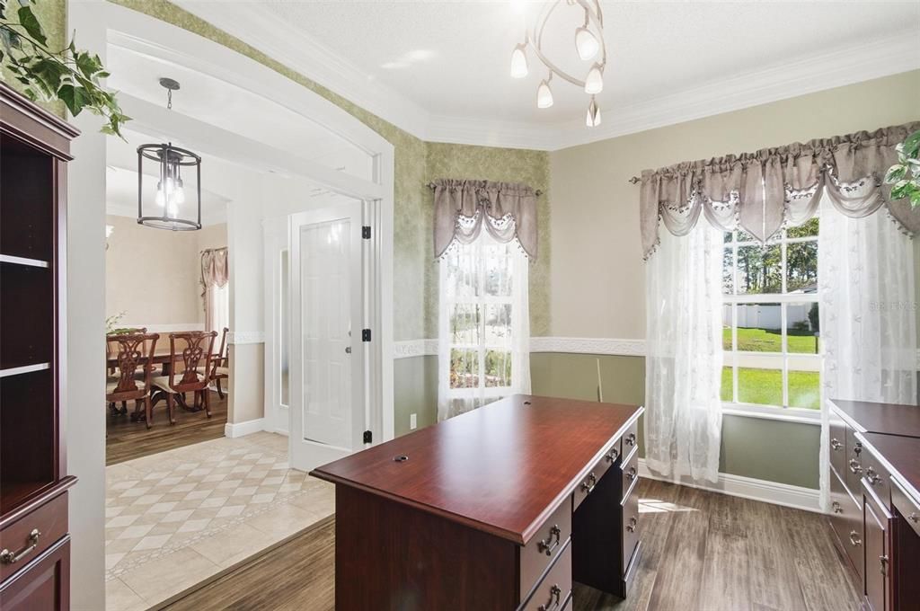 For Sale: $419,999 (4 beds, 2 baths, 2237 Square Feet)