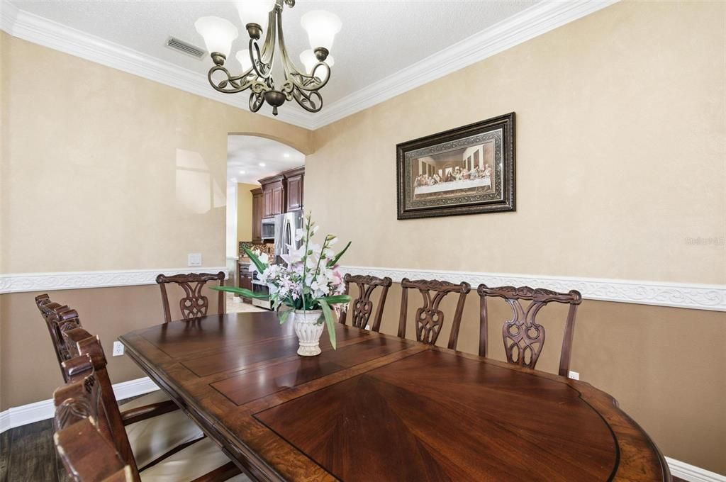 For Sale: $419,999 (4 beds, 2 baths, 2237 Square Feet)