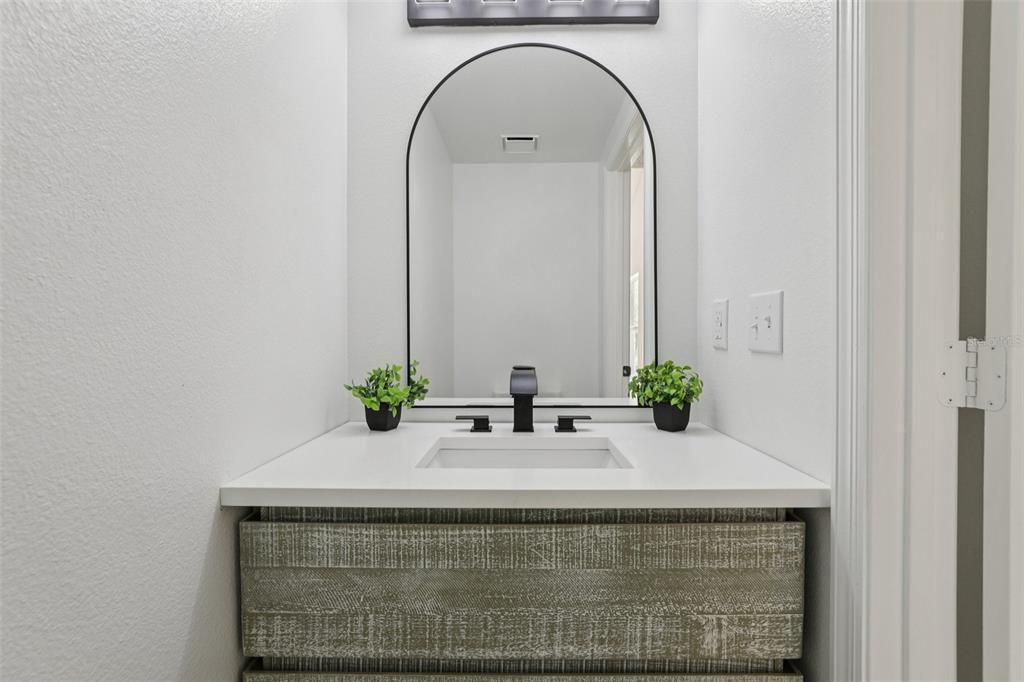 Active With Contract: $424,900 (4 beds, 2 baths, 1910 Square Feet)