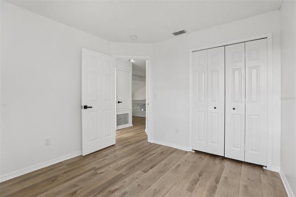 Active With Contract: $424,900 (4 beds, 2 baths, 1910 Square Feet)