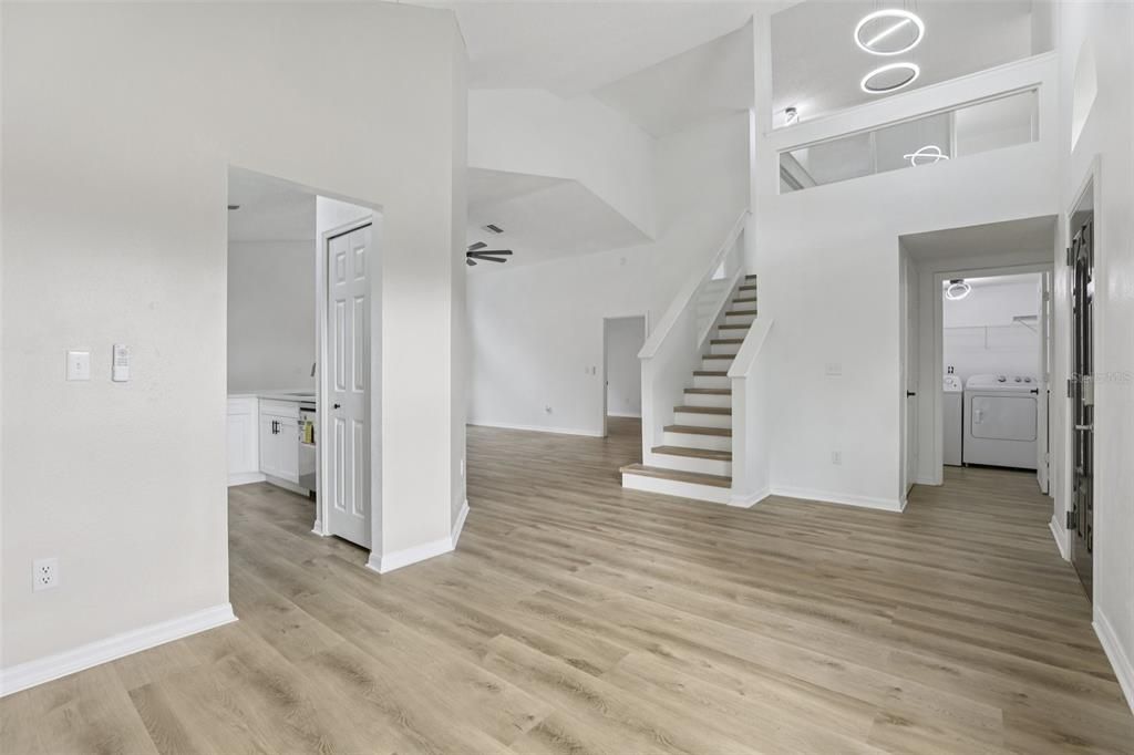 Active With Contract: $424,900 (4 beds, 2 baths, 1910 Square Feet)