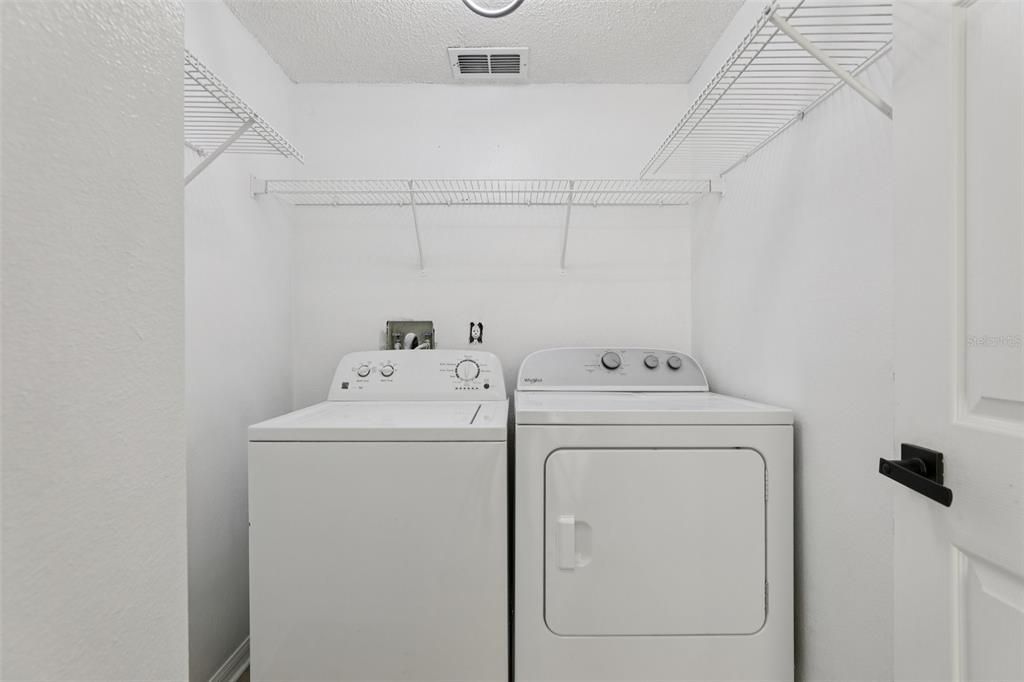 Active With Contract: $424,900 (4 beds, 2 baths, 1910 Square Feet)