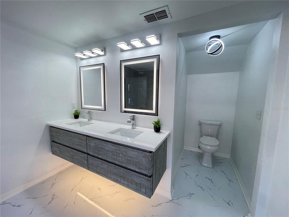 Active With Contract: $424,900 (4 beds, 2 baths, 1910 Square Feet)