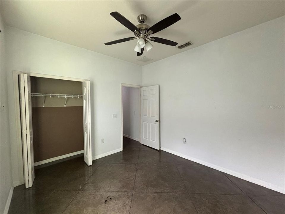 出租: $1,900 (3 贝兹, 2 浴室, 1553 平方英尺)