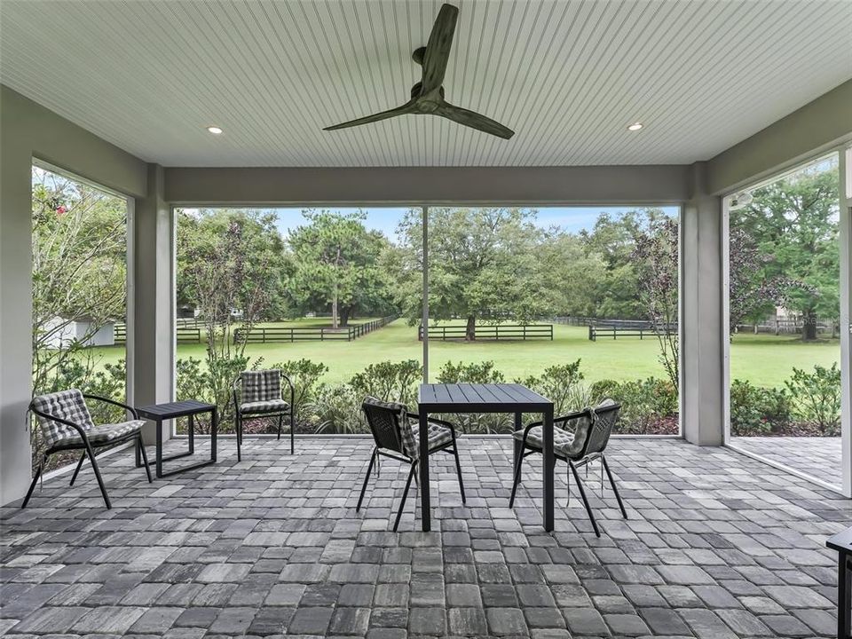 En Venta: $1,499,000 (3 camas, 2 baños, 2353 Pies cuadrados)